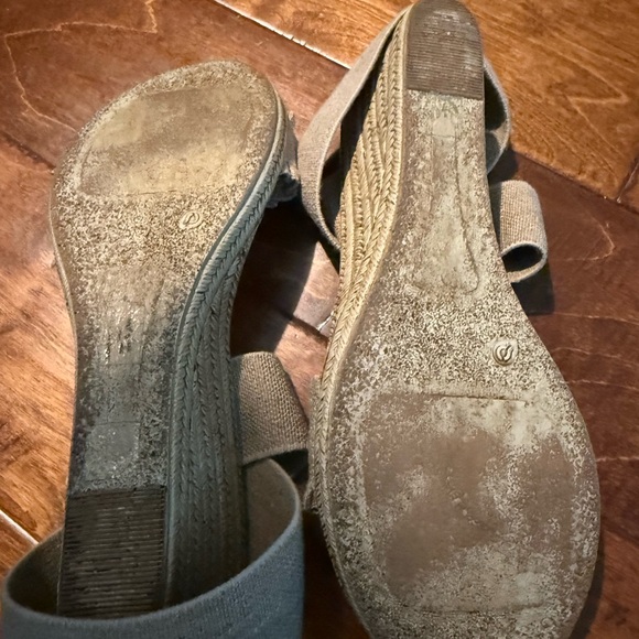 CHARLESTON SHOE CO. Tan Espadrille Wedge Sandals, size 10 - Picture 6 of 6